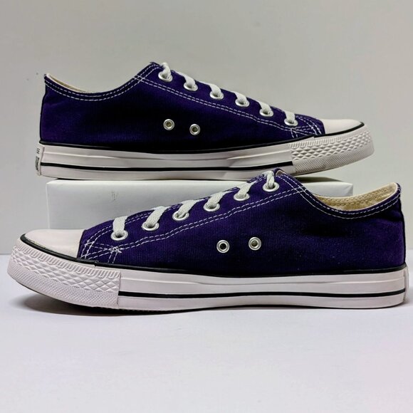 Converse Chuck Taylor All Star Canvas Low-Top Sneakers in Electric Purple - Picture 8 of 16